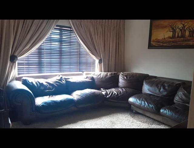 4 BEDROOM HOUSE FOR SALE IN BENDOR